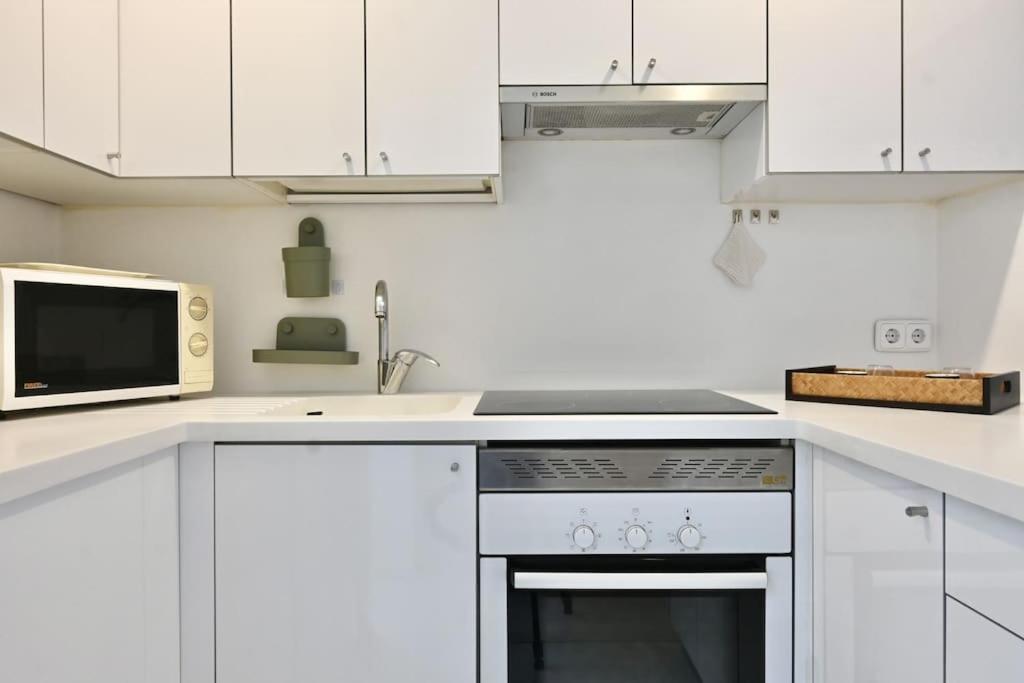 For You Rentals Apartamento Temporal Con Encanto A Pocos Metros Del Sol Myr13 マドリード エクステリア 写真