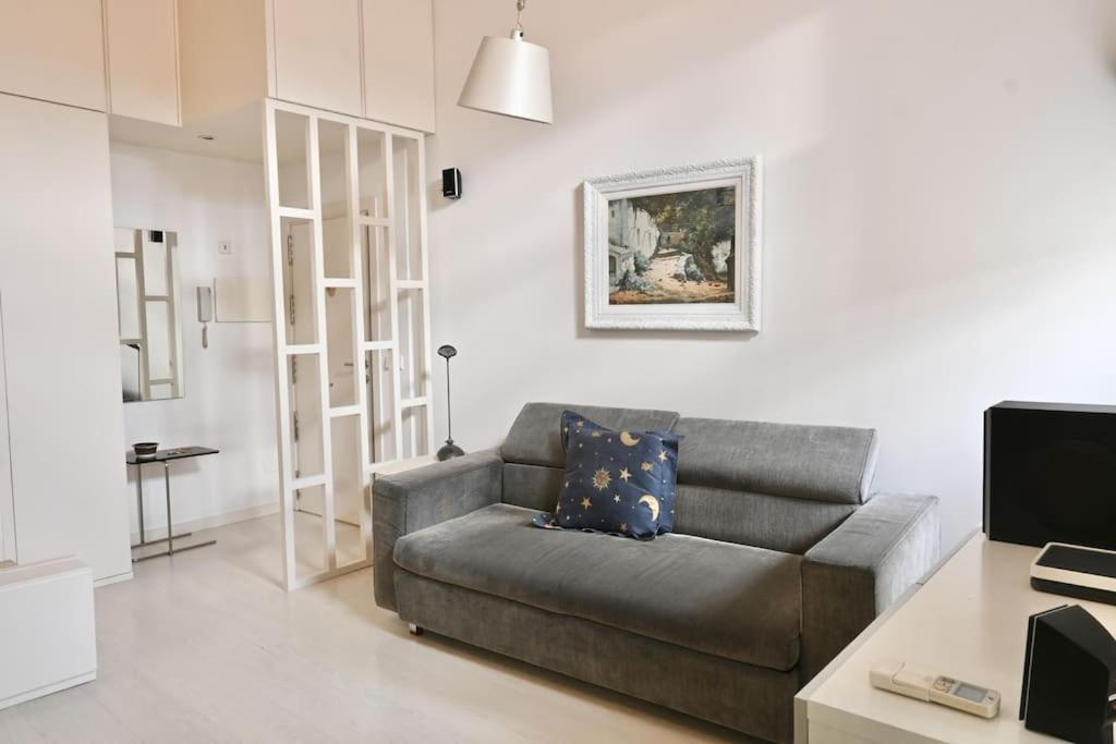 For You Rentals Apartamento Temporal Con Encanto A Pocos Metros Del Sol Myr13 マドリード エクステリア 写真